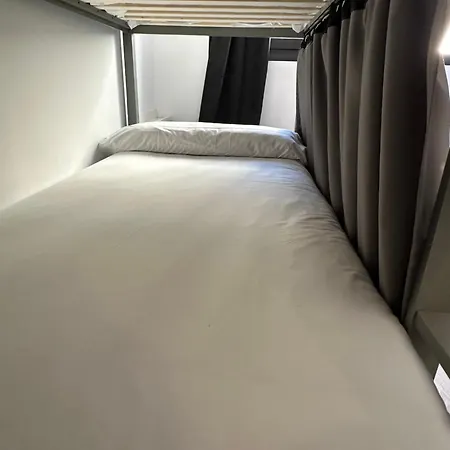 Hostel Alicante 4* Аликанте