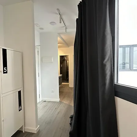 Hostel Alicante Аликанте