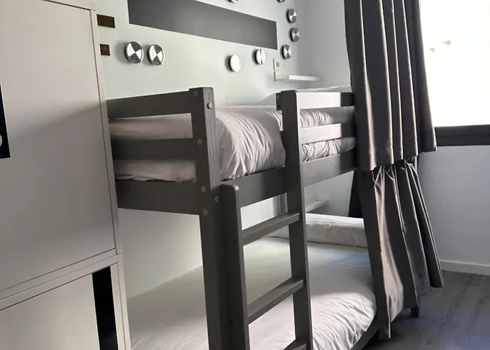 Hotel Hostel Alicante 4*