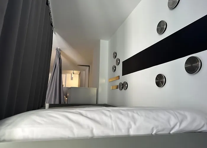 Hostel Alicante Hotel 4*